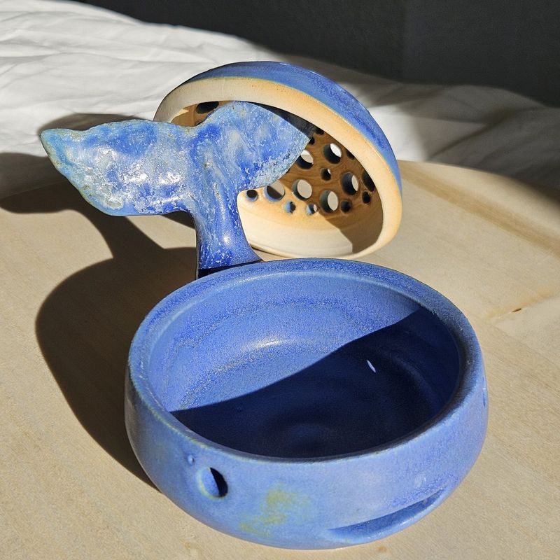 Handmade ceramic work by Iris